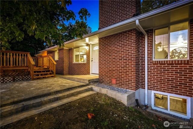 Property photo for 7415 Steilacoom Boulevard Sw, Lakewood