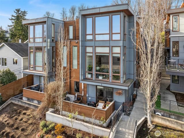 Property photo for 2635 22nd Avenue W #b, Seattle