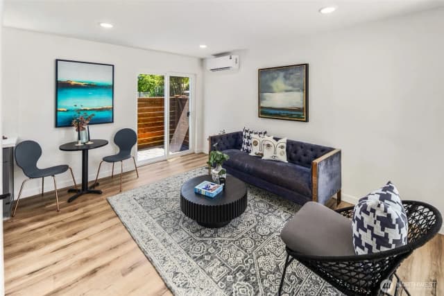 Property photo for 817 C S Rose Street, Seattle