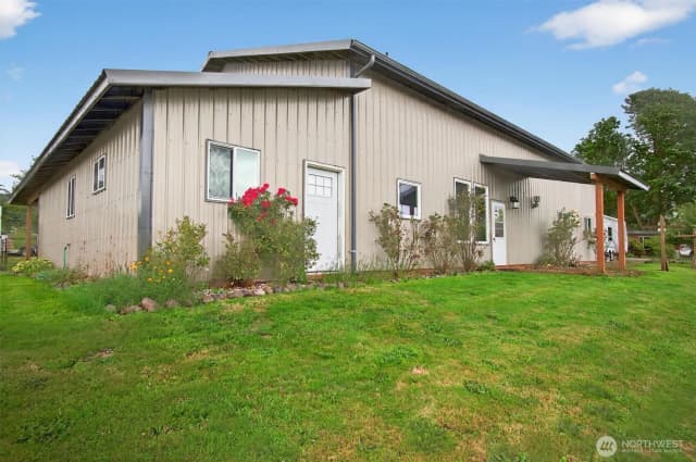 Property photo for 80 Irving Street, Cathlamet