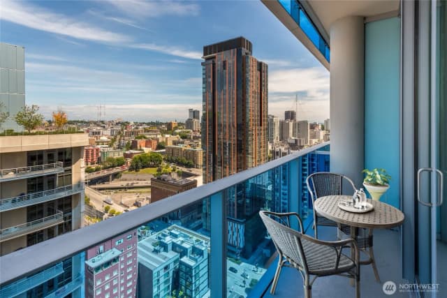 Property photo for 737 Olive Way #2703, Seattle