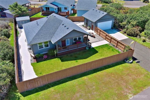 Property photo for 1233 Camero Loop Sw, Ocean Shores