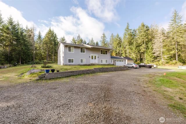 Property photo for 1310 Sw Clevenger Lane, Port Orchard