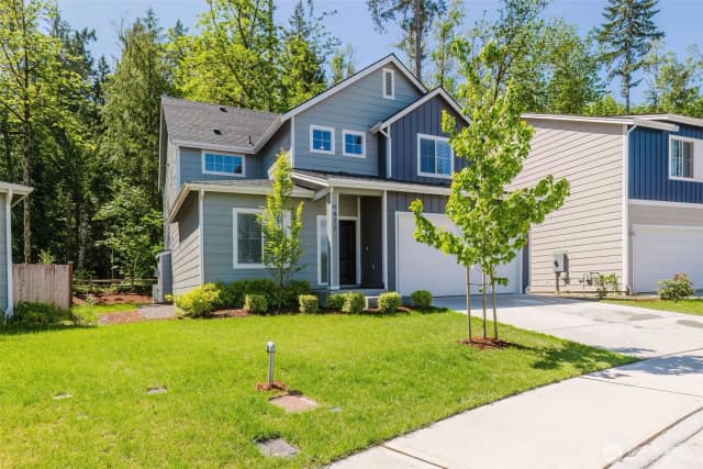Property photo for 9422 Fairhaven Circle Ne, Bremerton