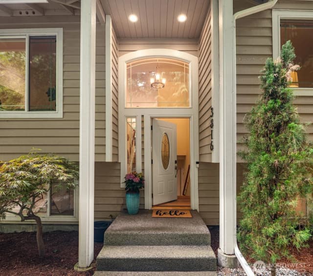 Property photo for 3816 Ne 110th Street, Seattle