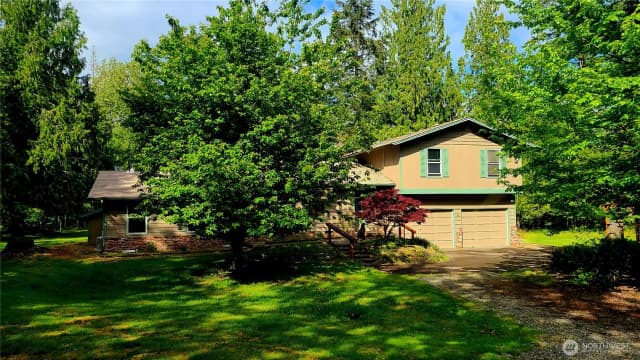 Property photo for 7340 127th Avenue Sw, Littlerock