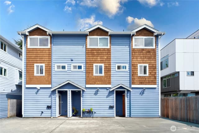 Property photo for 6348 34th Avenue Sw #c, Seattle
