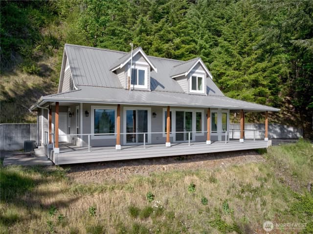Property photo for 46 Wildwood Lane, Cathlamet