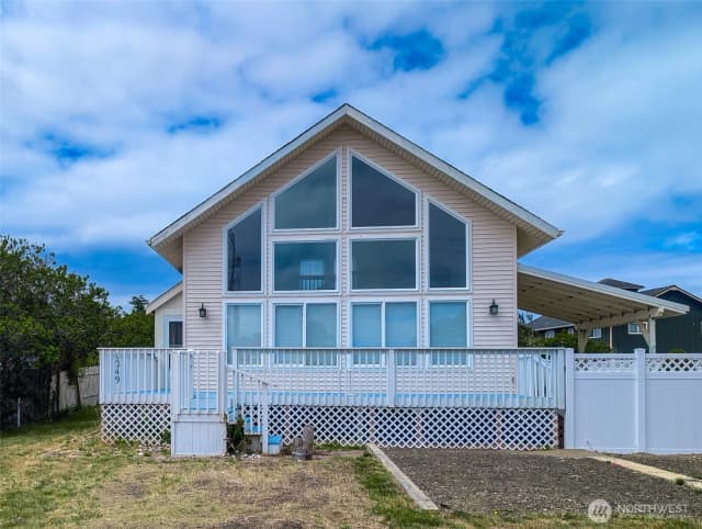Property photo for 1249 E Ocean Shores Boulevard Sw, Ocean Shores