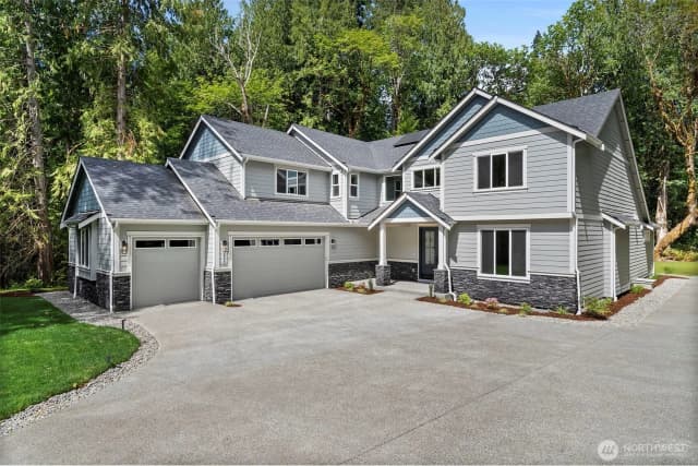 Property photo for 2446 64th Avenue Nw, Olympia