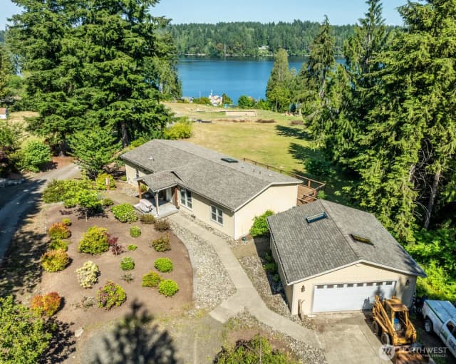 Property photo for 180 E Osprey Lane, Shelton