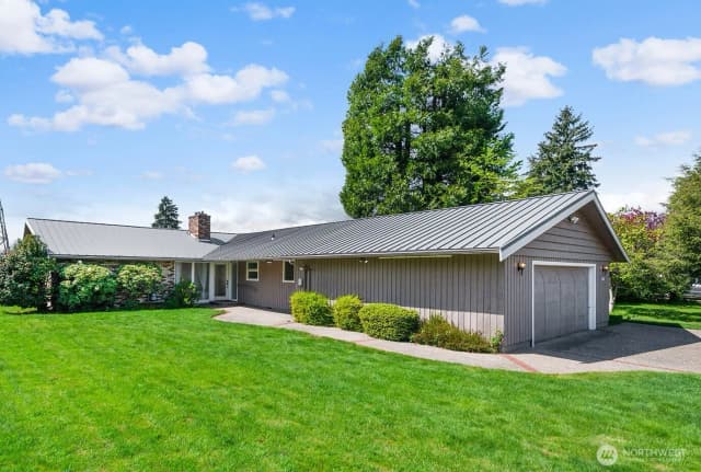 Property photo for 1817 125th Avenue Se, Bellevue