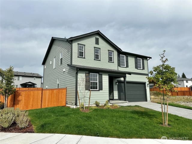 Property photo for 18526 136th Avenue E #129, Puyallup