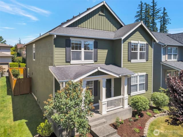Property photo for 10120 225th Terrace Ne, Redmond