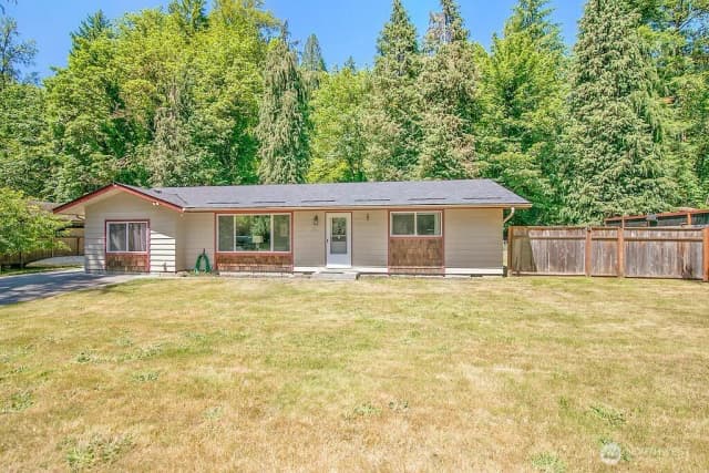 Property photo for 246 Laverne Drive, Kalama