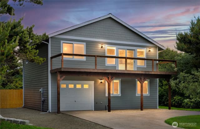 Property photo for 356 N Wynoochee Drive Sw, Ocean Shores