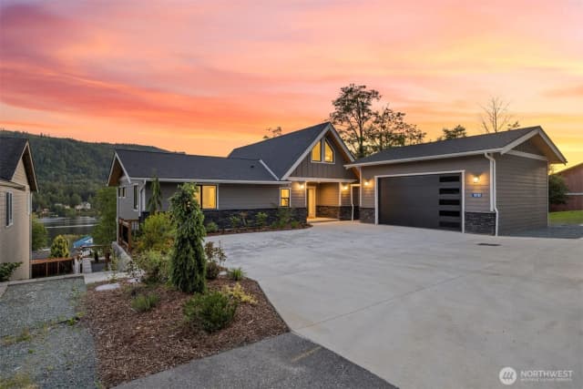 Property photo for 18162 Freedom Lane, Mount Vernon