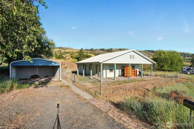 Property photo for 41450 Sunday Bay Rd N, Deer Meadows