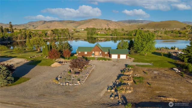Property photo for 7 Sunset Lakes Road, Omak