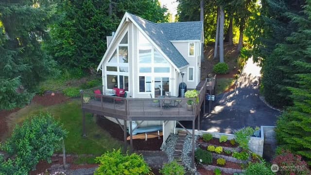 Property photo for 551 Se Kamilche Shores Road, Shelton