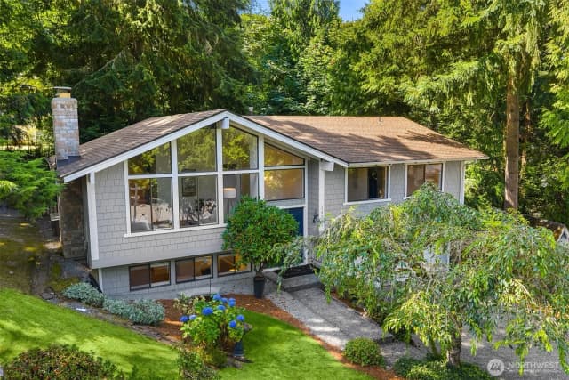Property photo for 14913 Se 47th Court, Bellevue