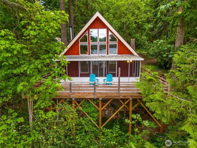 Property photo for 6319 Swayne Drive Ne, Olympia