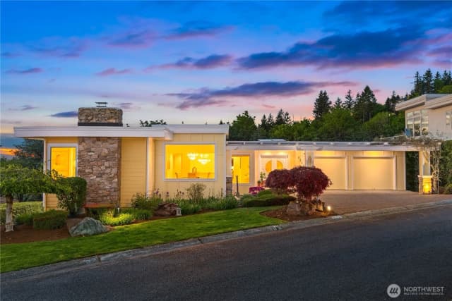 Property photo for 5310 143rd Avenue Se, Bellevue