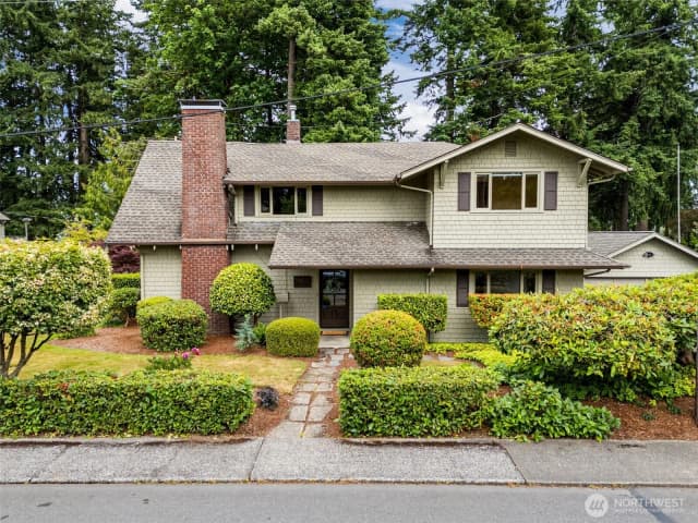 Property photo for 808 Percival Street Sw, Olympia