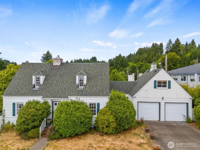 Property photo for 407 N 6th Street, Shelton