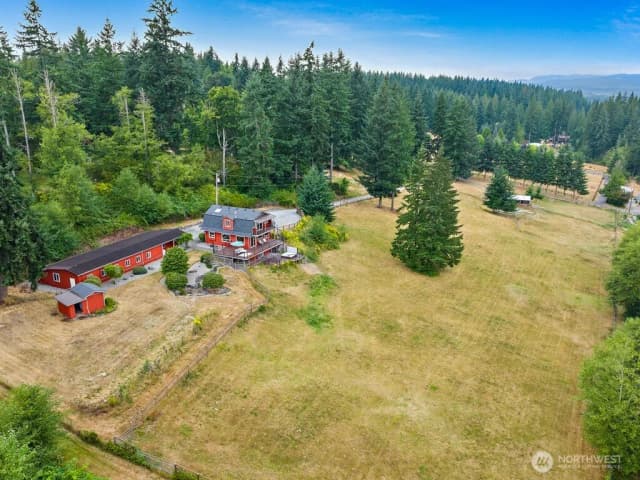Property photo for 716 158th Place Nw, Arlington