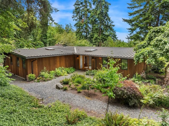 Property photo for 13633 Se 1st Street, Bellevue