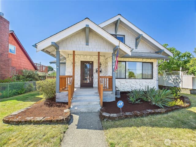 Property photo for 1006 E Harrison Street, Tacoma