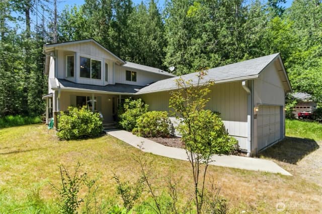 Property photo for 127 E Barnacle Boulevard, Shelton
