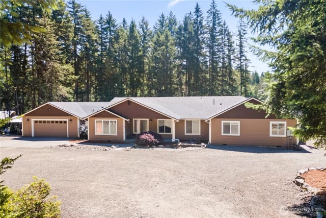 Property photo for 9829 Kooley Drive Nw, Gig Harbor