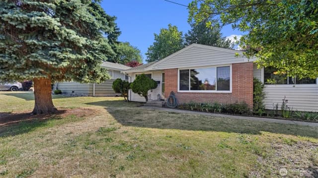 Property photo for 490 Se Pasek Street, Oak Harbor