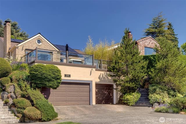Property photo for 3006 43rd Avenue W, Seattle