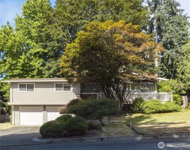 Property photo for 1322 W Mount Dr, Fircrest