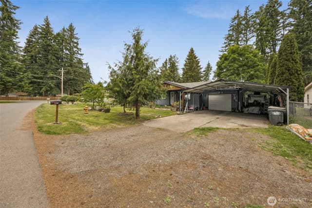 Property photo for 17112 Kinnikinnick Court Se, Yelm