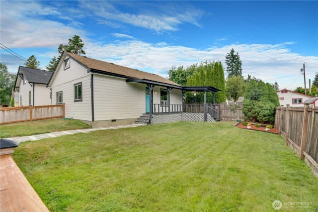 Property photo for 1720 Madison Avenue Nw, Olympia