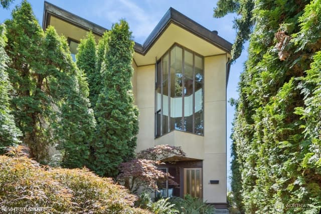 Property photo for 3921 S Angeline Street, Seattle