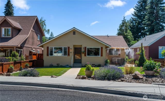 Property photo for 121 Benton Street, Leavenworth
