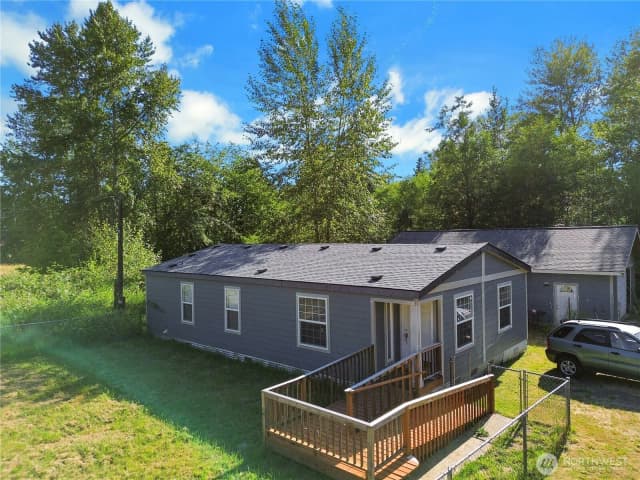 Property photo for 12422 26th Avenue E, Tacoma