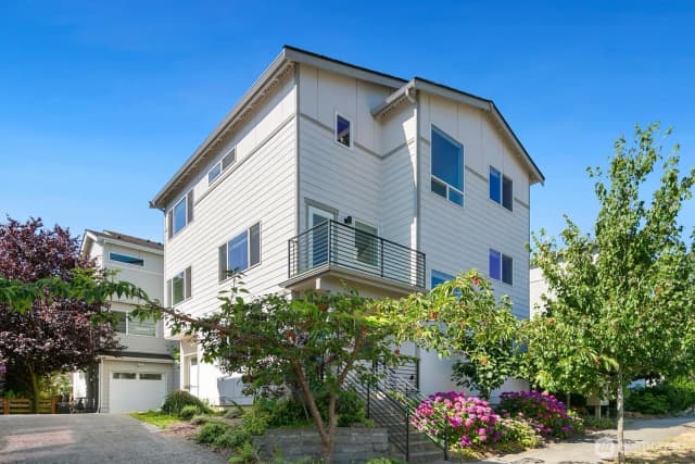 Property photo for 4261 S Holden Street, Seattle