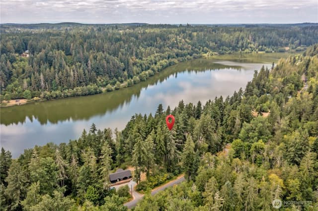 Property photo for 40514 Ski Park Road E, Eatonville