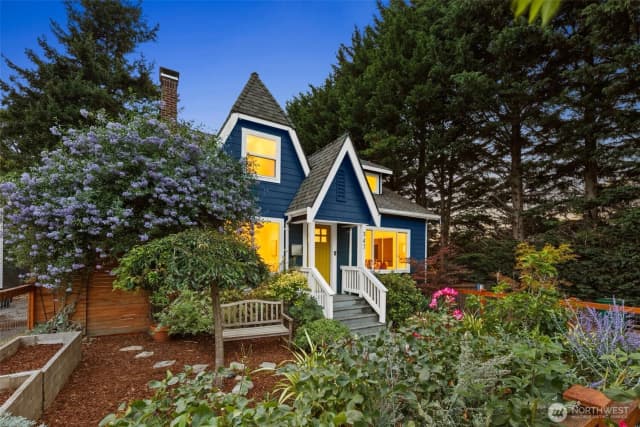 Property photo for 347 29th Avenue, Seattle