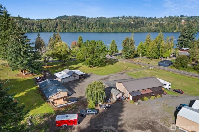 Property photo for 173 Beach Road, Mossyrock