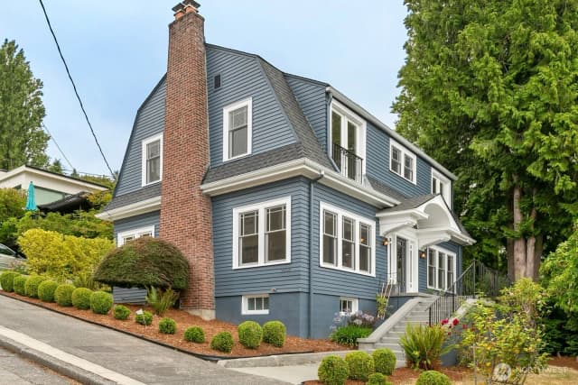 Property photo for 3808 E Jefferson St, Seattle