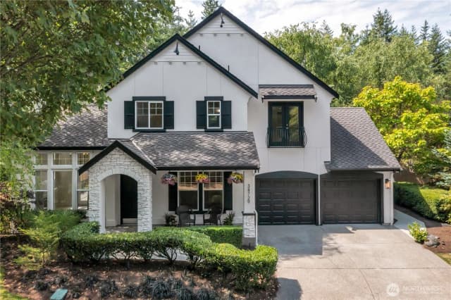 Property photo for 34729 Se Garden Court, Snoqualmie