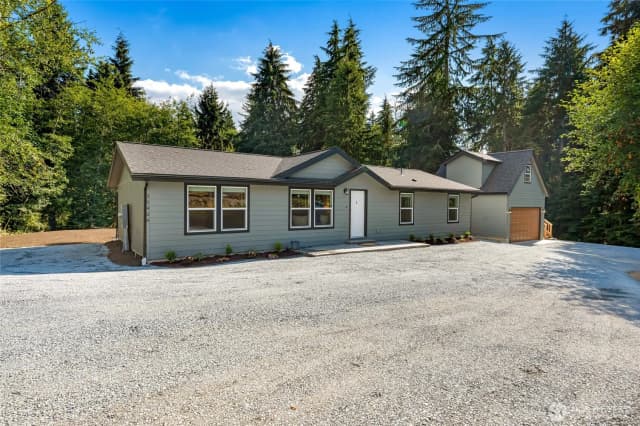 Property photo for 11426 Chain Lake Road, Snohomish
