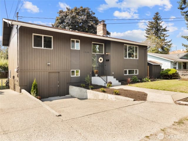 Property photo for 1246 S Durango Street, Tacoma